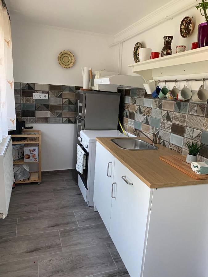 Dalia Apartman Gyoemro Exterior foto