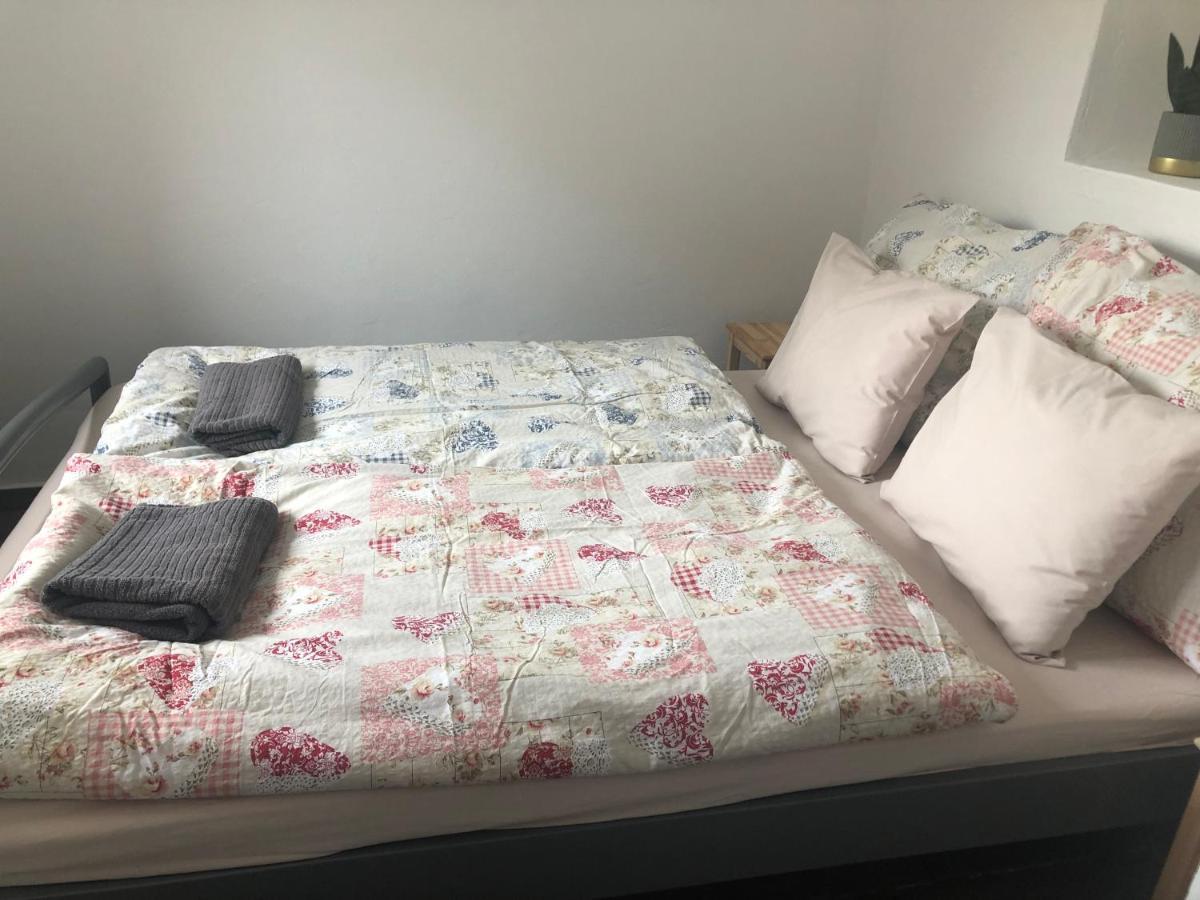 Dalia Apartman Gyoemro Exterior foto