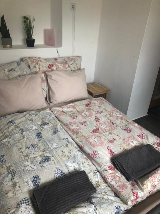 Dalia Apartman Gyoemro Exterior foto