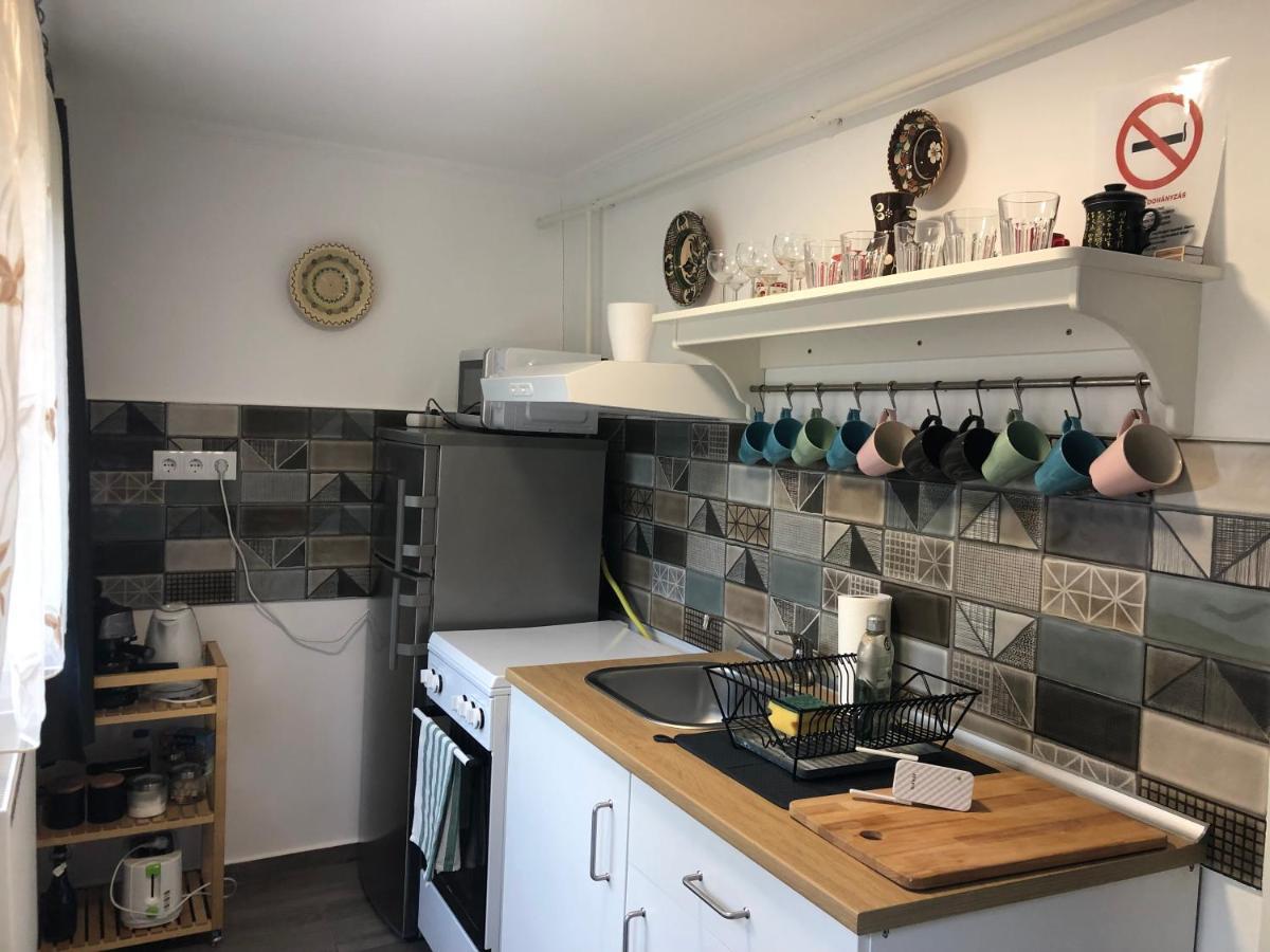 Dalia Apartman Gyoemro Exterior foto